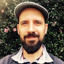 Peter Carnavas