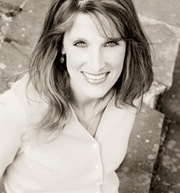 Rebecca Linder Hintze
