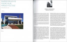 A House with a Pool — Libro - 3