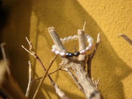 Anello in mini-perle mix color - Cod 106