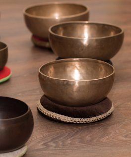 Campana Tibetana "Ring Bell" Battuta a Mano + Bastoncino per Campana - 4