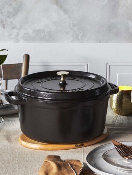 Cocotte Rotonda in Ghisa con Coperchio - 24 cm - 11