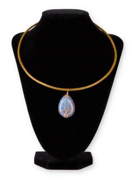 Collana in Oro Vegetale Capim Dourado con Ciondolo Albero della Vita in Opalite - 1