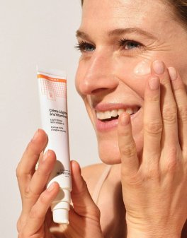 Crema Viso Leggera alla Vitamina C - 5