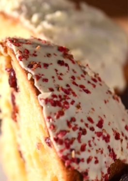 Dolce di Natale ai Frutti Rossi con Cioccolato Bianco - 5