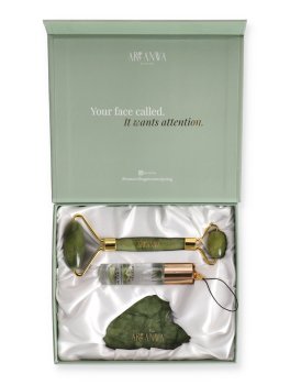 Face Yoga Kit Jade con Roll-On all'Acqua di Rose - 2