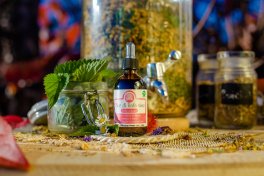 Fior di Linfa Viso: Emulsione Rigenerante Effetto Lifting - Pelli Delicate - Senza Profumo - 5