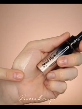 Illuminante Liquid Resplendent Highlighter 01 - Oro Chiaro - 4