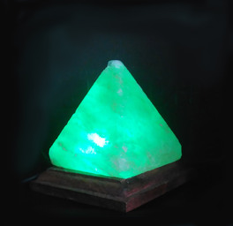 Lampada di Sale Piramide con presa Usb - 5