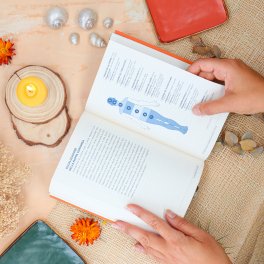 Luminous Life — Libro - 4