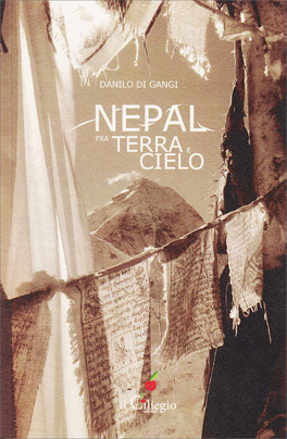 Nepal Fra Terra e Cielo — Libro - 1