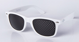 Occhiale Stenopeico Bianco Classico