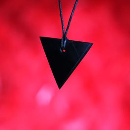 Pendente di Shungite Lucida - Triangolo Donna - 4