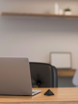 Piramide di Shungite lucida - 4