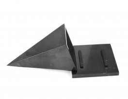 Piramide Isoscele Cava di Shungite + Supporto - 2