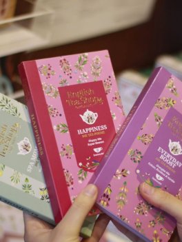 Tea Library Book - Mini Cofanetto con 8 Bustine di Tè Biologico - Sips of Caffeine Free Bliss - 5