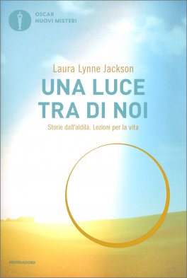 Una Luce tra di Noi — Libro - 1