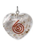 Ciondolo in Orgonite e Selenite a Forma di Cuore