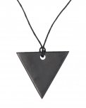 Pendente di Shungite Lucida con Cordino - Triangolo