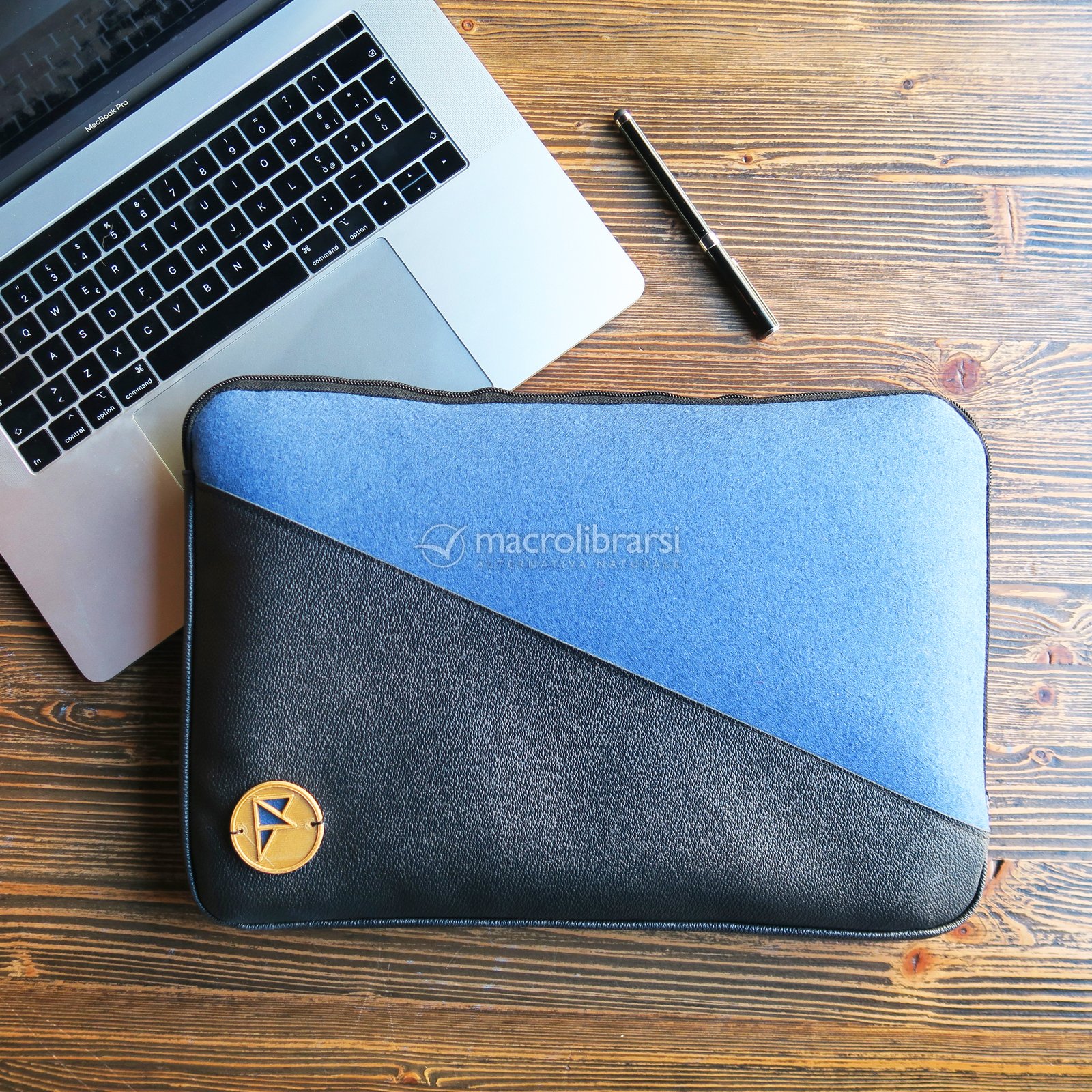 Custodia PC 15'' di Feeling Felt - Macrolibrarsi.it
