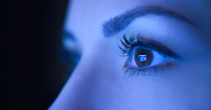 Luteina: sai che protegge gli occhi anche dalla luce blu?