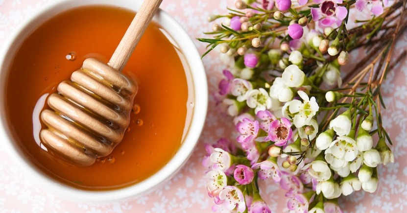 Miele ed olio essenziale di manuka vincenti per natura