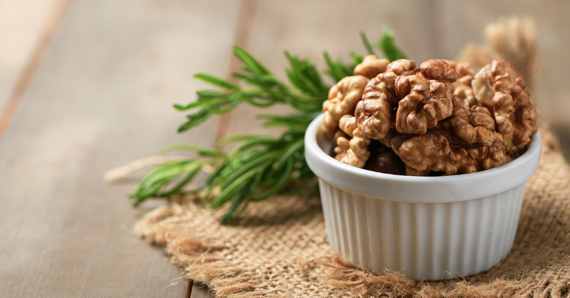 Noci: proprietà, benefici e ricette da preparare per fare un pieno di salute