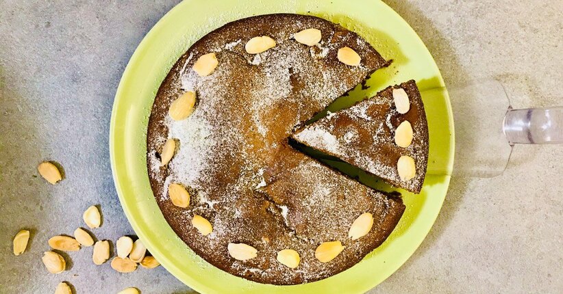 Torta alle pere e finto cioccolato
