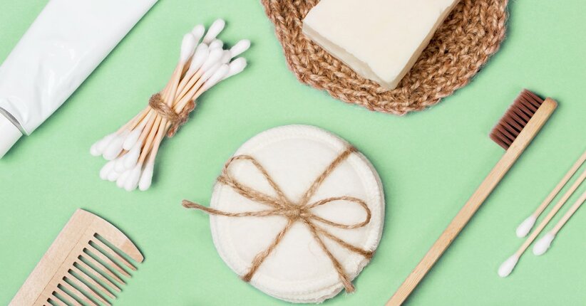 5 buone abitudini per rendere il tuo beauty case plastic free