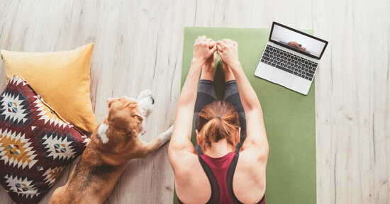Come creare uno spazio yoga a casa tua