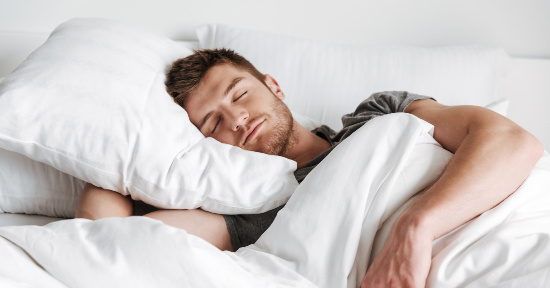 Come scegliere il cuscino giusto per dormire?