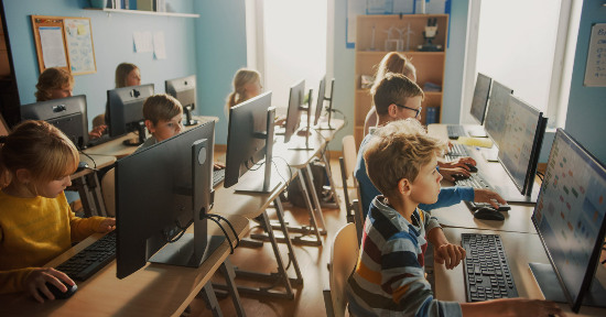 Come sono collegati Bill Gates, la privacy e la nuova educazione scolastica?