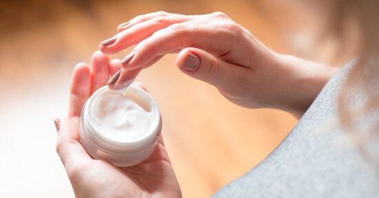 Conosci la differenza fra idratare e nutrire la pelle?