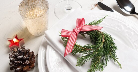 Decora in modo eco-originale la tua tavola di Natale