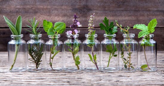 Gli idrolati: gli ingredienti naturali di bellezza