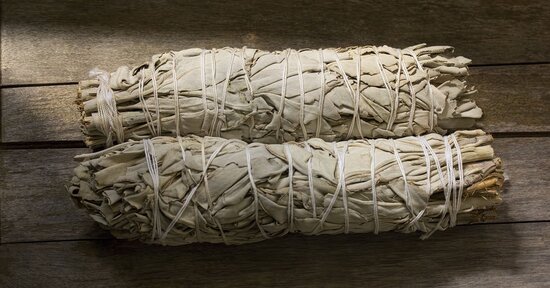 Gli smudge o incensi sciamanici