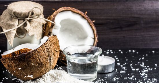 I benefici dell’olio di cocco: proprietà, consigli, prodotti consigliati