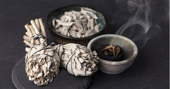Incenso di salvia bianca: via alle energie pesanti