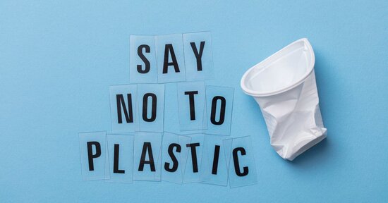 L’UE dichiara guerra alla plastica