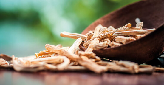 Menopausa: come affrontarla con rimedi naturali e adattogeni