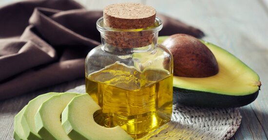 Olio di avocado: un eccellente alleato della pelle