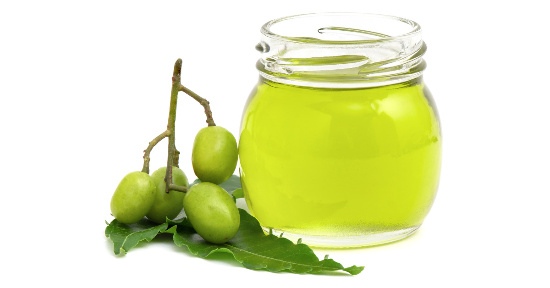 Olio di Neem: a cosa serve e come usarlo