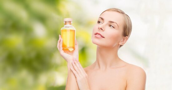 Olio di oliva: perché fa bene alla salute e come usarlo per uso cosmetico