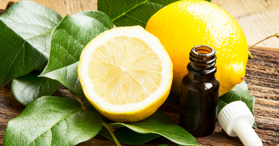 Olio essenziale di Limone: i benefici e come usarlo