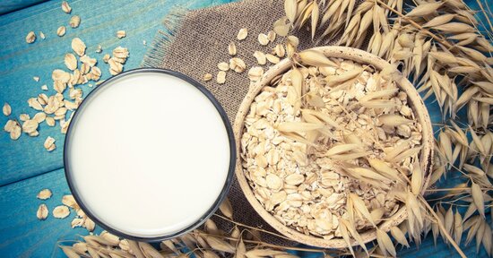 Proprietà e usi del latte di avena