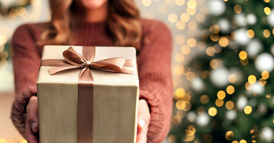 Regali di Natale per lei: come stupire le donne della tua vita
