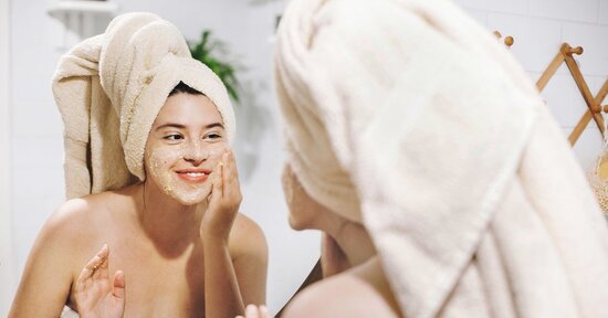 Scrub, gommage o peeling: conosci le differenze?