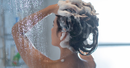 Shampoo e balsamo solidi o liquidi naturali