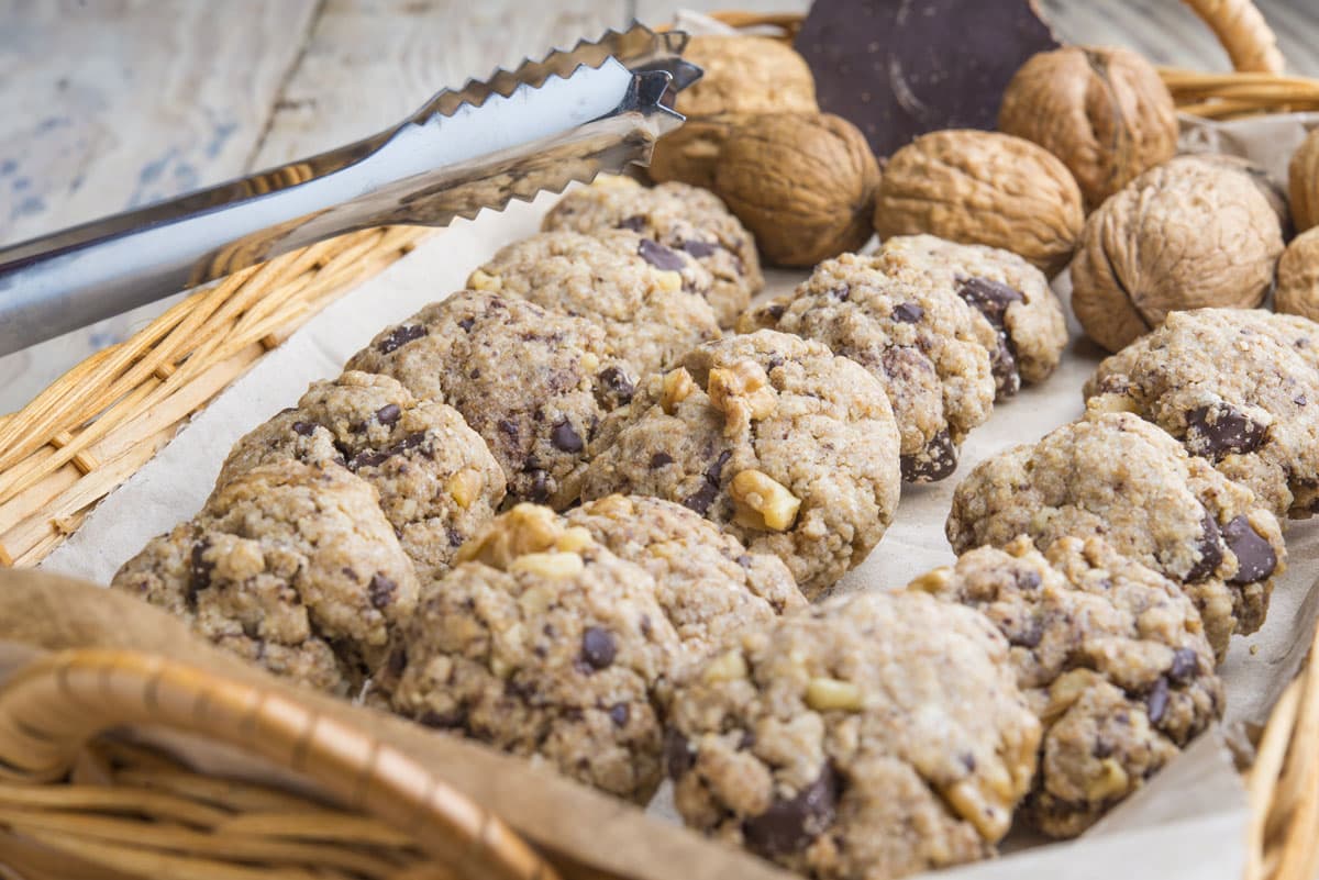 Biscotti vegani senza zucchero alle noci