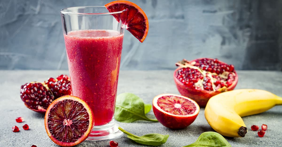 Frullato disintossicante di radici e frutti